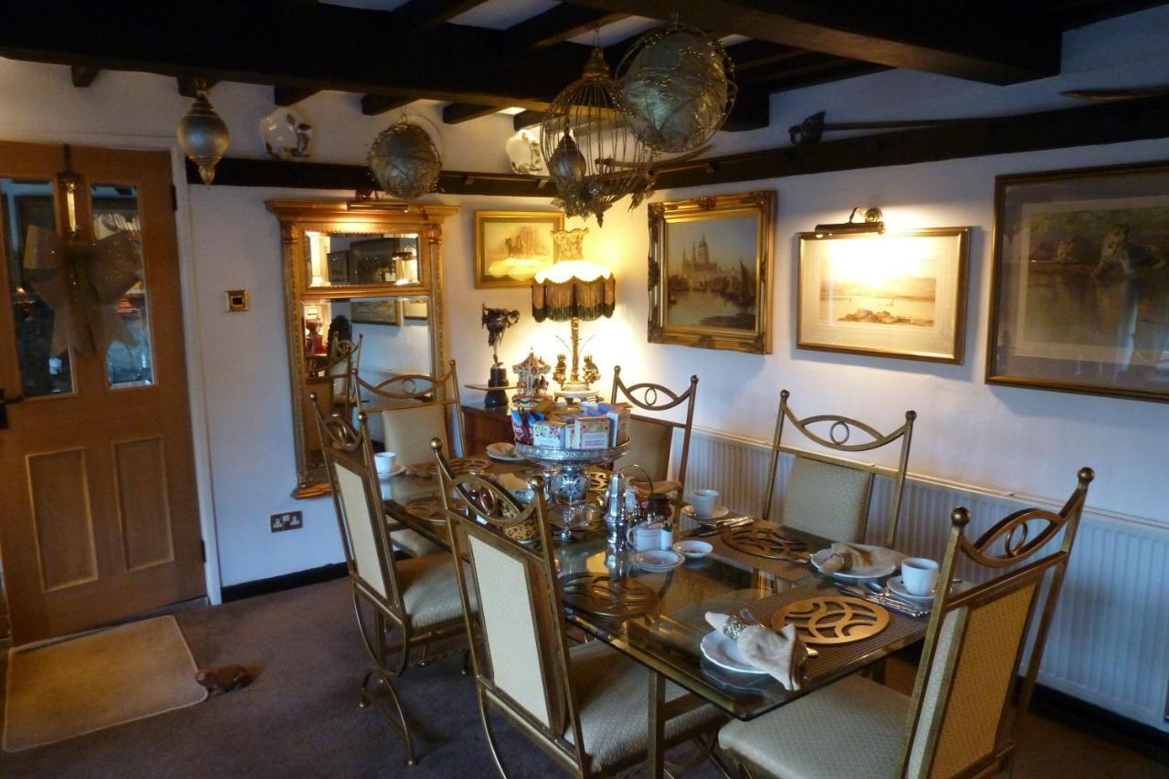 Newark Lodge Guest House Екстер'єр фото