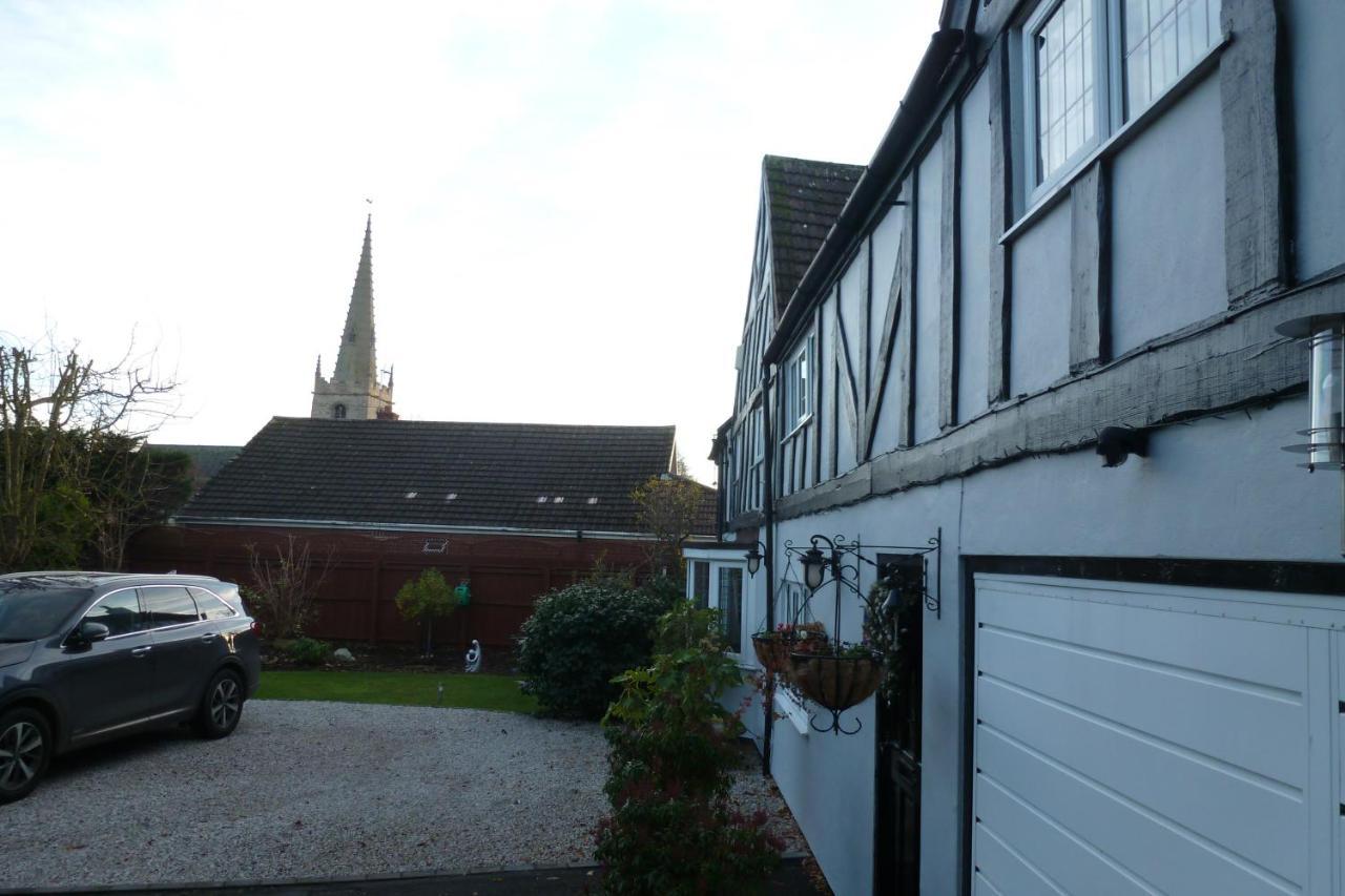 Newark Lodge Guest House Екстер'єр фото