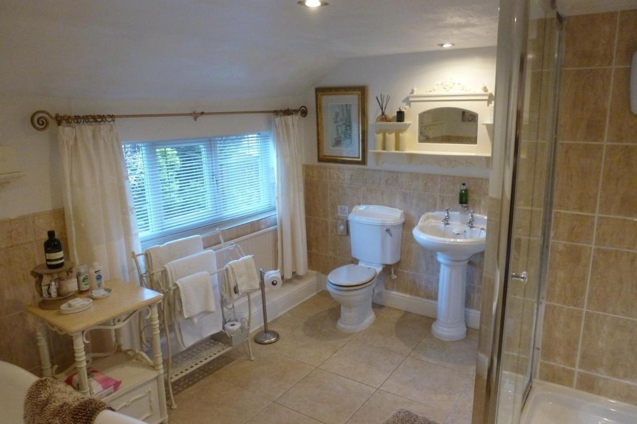 Newark Lodge Guest House Екстер'єр фото