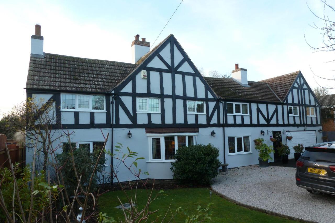 Newark Lodge Guest House Екстер'єр фото