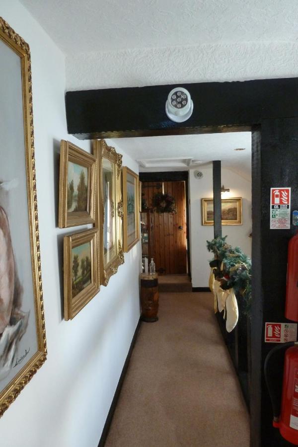 Newark Lodge Guest House Екстер'єр фото